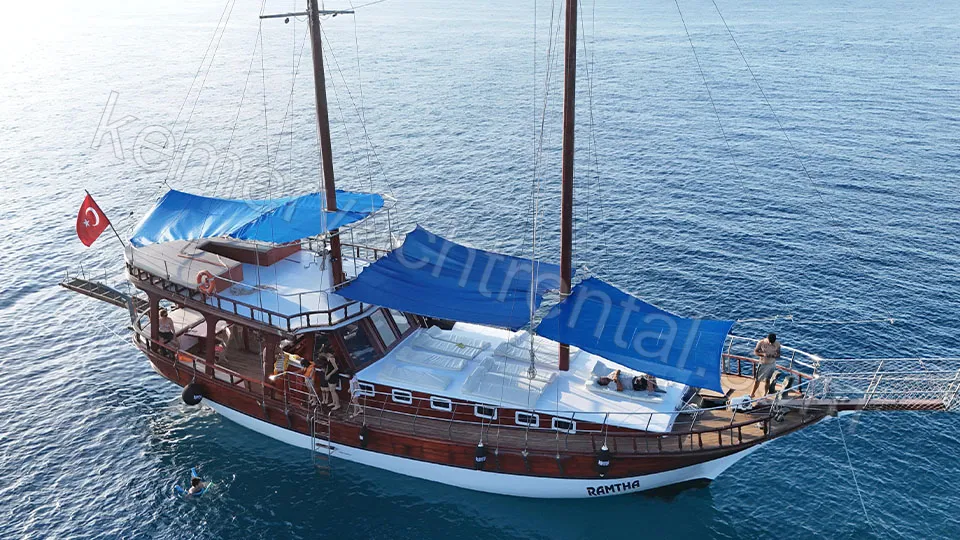 Ramtha yacht photo